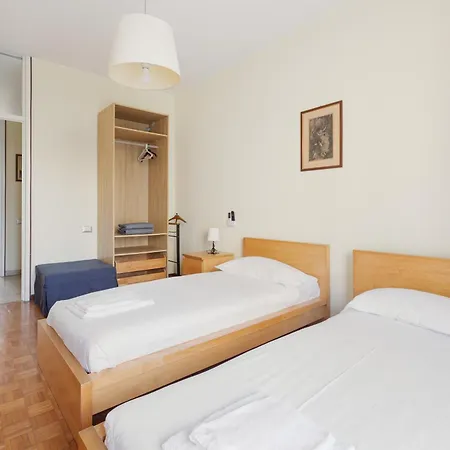 Stazione - Bilocale Con Cucina Separata Apartment