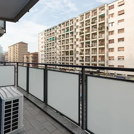 Stazione - Bilocale Con Cucina Separata Appartamento
